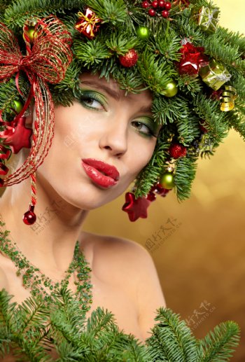 性感红唇圣诞节美女图片