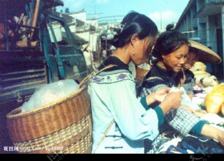 80年代湘西苗族妇女生活