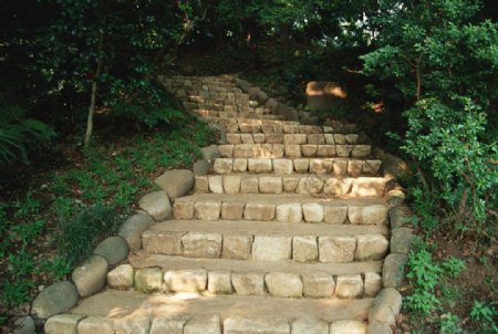 山上的阶梯石路