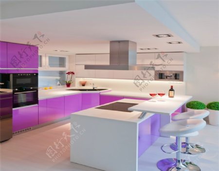 紫色橱柜厨房吧台设计家装效果图