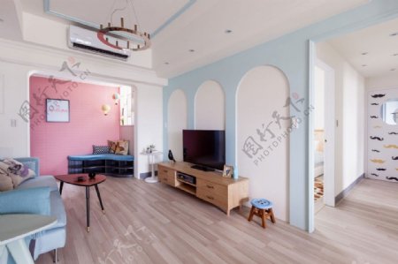 现代清新可爱客厅木地板室内装修效果图