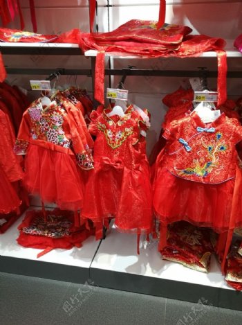 儿童红裙子