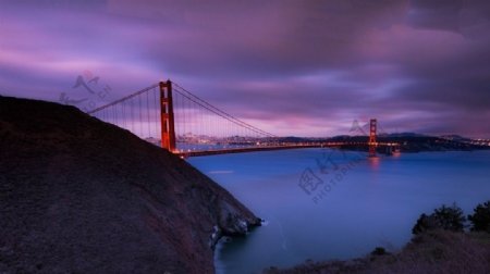 夜色下的旧金山大桥