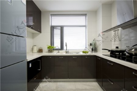 简约厨房灰色橱柜装修效果图