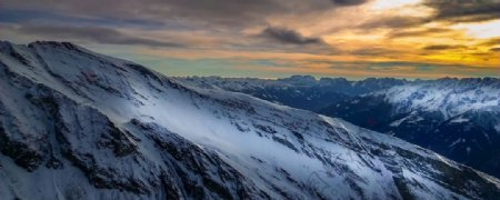 宽屏雪山美丽风景图