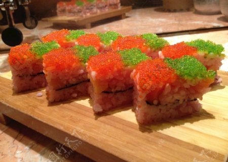 蟹子千层寿司