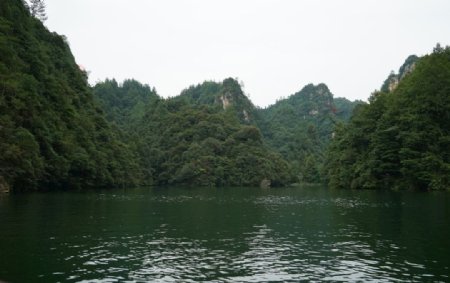 张家界宝峰湖景色