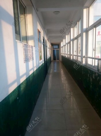 校园走廊