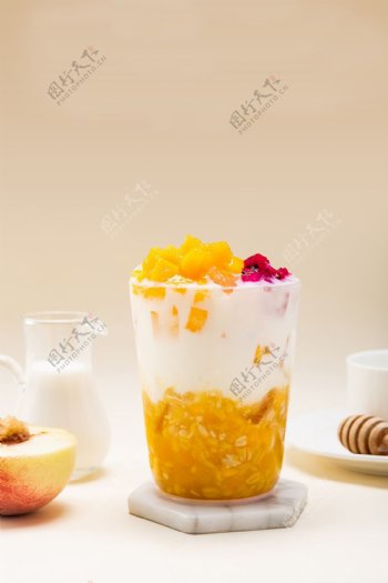 芒果鲜奶甜品