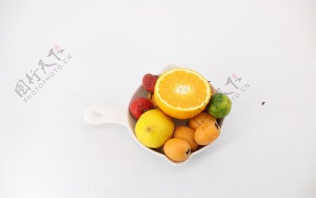 水果美食柠檬琵琶火龙果