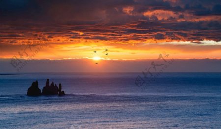 唯美冰岛夕阳风景