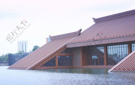 广富林建筑房顶