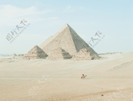 古埃及金字塔陵墓