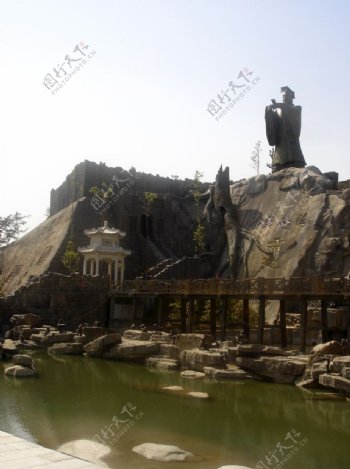 太湖文博园铜人像拍摄于雷池