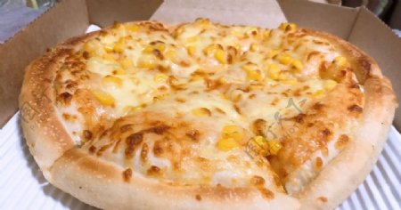 玉米芝士披萨图片