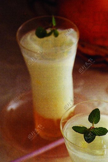 柚子牛奶酸饮图片