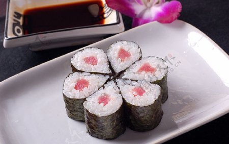 寿司类金枪鱼卷寿司图片